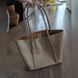 EUC Stone / Bone Beige Leather Tote Bag From GTX Studio